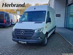 Weiss Gebraucht 2024 Mercedes Sprinter Van | 46.993 € (Etwas zu teuer)