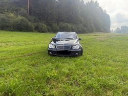 Schwarz Gebraucht 2007 Mercedes C220 Avantgarde Kombi | 6.500 € (Teuer)