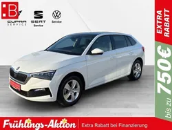 Weiss Gebraucht 2023 Skoda Scala Style Kleinwagen | 22.950 € (Guter Preis)