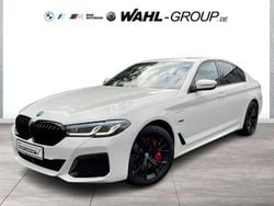 Weiß Gebraucht 2022 BMW 545e M Sport Limousine | 48.790 € (Fairer Preis)