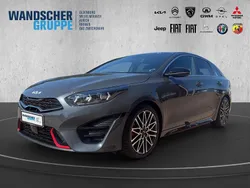 Grau Gebraucht 2024 Kia Ceed GT Kombi | 33.990 € (Etwas zu teuer)