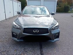 Grau Gebraucht 2016 Infiniti Q50 Limousine | 15.000 €