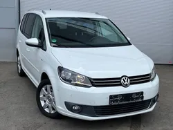 Weiß Gebraucht 2014 VW Touran Cup Van / Kleinbus | 12.990 € (Fairer Preis)
