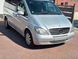 Silber Gebraucht 2005 Mercedes Viano Van / Kleinbus | 4.800 €
