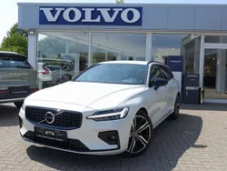 Inscription crystal white pear Gebraucht 2021 Volvo V60 R-Design Kombi | 29.900 € (Guter Preis)