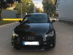 Schwarz Gebraucht 2011 Audi A1 Sportback S-Line Kleinwagen | 11.500 € (Fairer Preis)