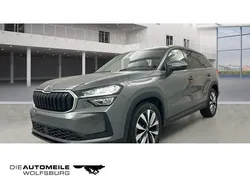 Graphitegrau metallic Gebraucht 2025 Skoda Kodiaq Selection SUV | 41.290 € (Superpreis)
