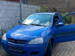 Blau Gebraucht 2006 Opel Corsa Kleinwagen | 750 € (Guter Preis)