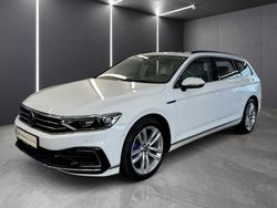 Weiß Gebraucht 2021 VW Passat GTE Kombi | 25.790 € (Fairer Preis)