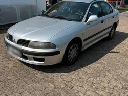 Silber Gebraucht 2001 Mitsubishi Carisma Limousine | 1.500 € (Guter Preis)