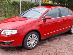 Rot Gebraucht 2005 VW Passat Limousine | 2.000 € (Guter Preis)