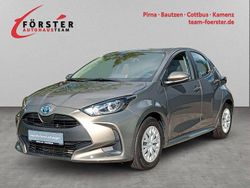 Manganbronze metallic Gebraucht 2022 Toyota Yaris Hybrid Business Edition Limousine | 18.980 € (Fairer Preis)