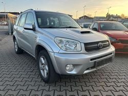 Silber Gebraucht 2004 Toyota RAV4 Sol SUV | 3.999 € (Fairer Preis)