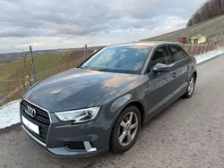Grau Gebraucht 2018 Audi A3 Sport Limousine | 16.400 € (Guter Preis)