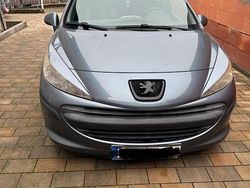 Grau Gebraucht 2007 Peugeot 207 Kleinwagen | 1.700 € (Guter Preis)