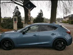 Blau Gebraucht 2014 Mazda 3 Sports-Line Limousine | 7.989 € (Etwas zu teuer)