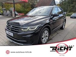 Deep black Gebraucht 2022 VW Tiguan Elegance SUV | 27.440 € (Guter Preis)