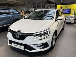 Weiß Gebraucht 2022 Renault Mégane GrandTour Zen Kombi | 15.990 € (Guter Preis)