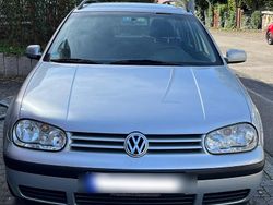 Silber Gebraucht 2001 VW Golf IV Kombi | 600 € (Superpreis)