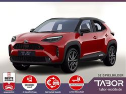 Rot Neu 2025 Toyota Yaris Hybrid Sport Limousine | 30.788 € (Fairer Preis)