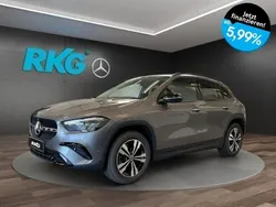 Grau Gebraucht 2024 Mercedes GLA200 Progressive SUV | 43.270 € (Etwas zu teuer)