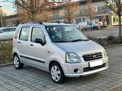 Silber Gebraucht 2004 Suzuki Wagon R+ Van / Kleinbus | 2.090 € (Fairer Preis)