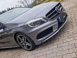 Grau Gebraucht 2013 Mercedes A200 AMG line Limousine | 9.500 €