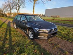 Grau Gebraucht 2019 VW Passat Comfortline Kombi | 9.600 € (Guter Preis)