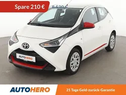 Weiß Gebraucht 2019 Toyota Aygo X-play Kleinwagen | 8.130 € (Fairer Preis)