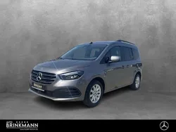 Grau Gebraucht 2024 Mercedes T180 Progressive Van / Kleinbus | 32.470 € (Teuer)