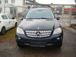 Blau Gebraucht 2009 Mercedes ML320 SUV | 7.600 € (Superpreis)
