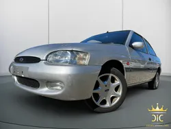 Silber Gebraucht 1998 Ford Escort Kleinwagen | 495 € (Fairer Preis)