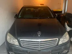 Grau Gebraucht 2007 Mercedes C320 Limousine | 8.500 € (Teuer)