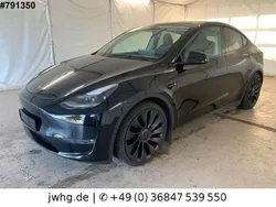 Schwarz Gebraucht 2023 Tesla Model Y Performance SUV | 40.950 € (Guter Preis)