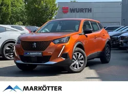 Orange Gebraucht 2023 Peugeot e-2008 Active SUV | 20.980 € (Guter Preis)