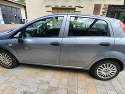 Silber Gebraucht 2009 Fiat Grande Punto Dynamic Kleinwagen | 4.000 € (Etwas zu teuer)
