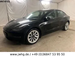 Schwarz Gebraucht 2021 Tesla Model 3 Limousine | 26.350 € (Guter Preis)