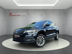 Schwarz Gebraucht 2022 Skoda Karoq Clever SUV | 25.994 €