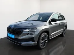 Grau Gebraucht 2023 Skoda Karoq SportLine SUV | 39.990 € (Etwas zu teuer)