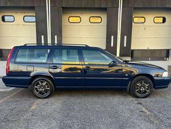 Blau Gebraucht 1998 Volvo V70 Kombi | 9.650 €