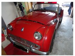 Rot Gebraucht 1959 Triumph TR3 Cabrio | 28.500 €