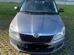 Grau Gebraucht 2013 Skoda Fabia Active Kleinwagen | 4.745 € (Etwas zu teuer)