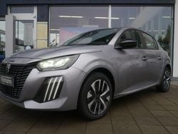 Silber Gebraucht 2025 Peugeot e-208 Active Kleinwagen | 27.895 € (Superpreis)
