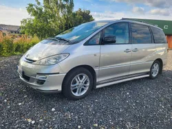 Silber Gebraucht 2004 Toyota Previa Executive Van / Kleinbus | 4.400 € (Guter Preis)