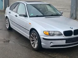Silber Gebraucht 2004 BMW 318 Limousine | 2.800 € (Fairer Preis)