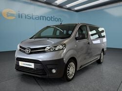 Silber Gebraucht 2024 Toyota Proace Van | 35.199 € (Etwas zu teuer)