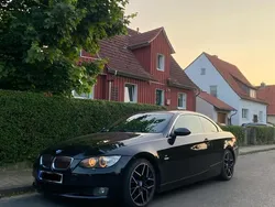 Schwarz Gebraucht 2007 BMW 330 Cabriolet M Sport Cabrio | 8.700 € (Superpreis)