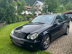 Blau Gebraucht 2005 Mercedes C200 Classic Kombi | 2.600 € (Fairer Preis)