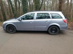 Grau Gebraucht 2009 Opel Astra Kombi | 1.800 € (Fairer Preis)