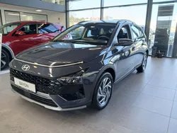 Grau Neu 2025 Hyundai Bayon Trend SUV | 26.790 € (Teuer)